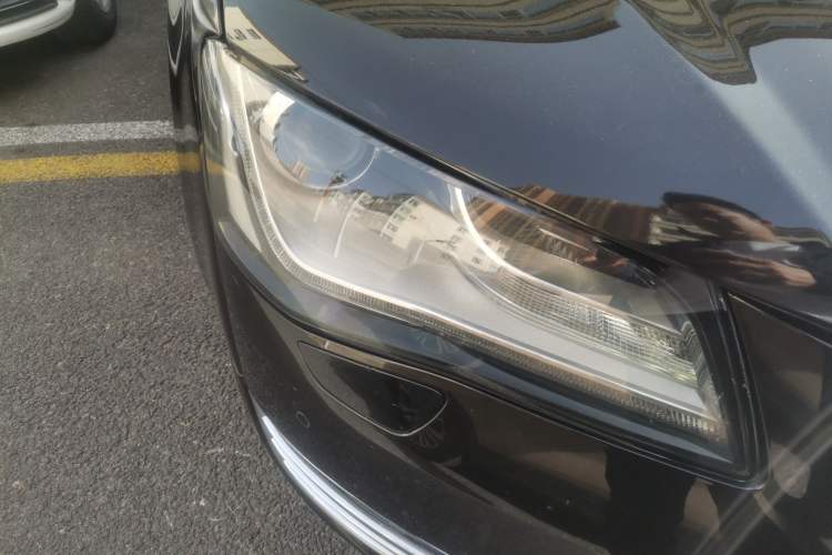 Used Audi A8 2011 A8L 3.0 TFSI quattro Luxury Edition (213kW) Right Front Headlight