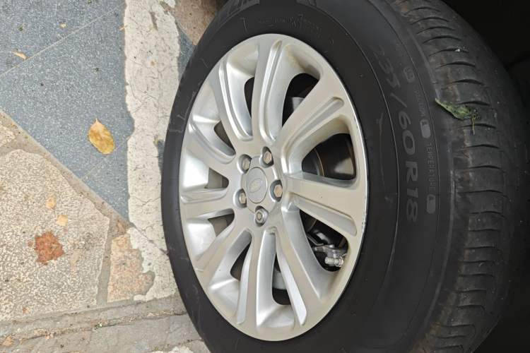 Used Land Rover Discovery Sport 2017 2.0T SE
