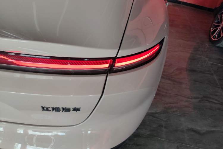 Used Nio ET5 2022 75 kWh