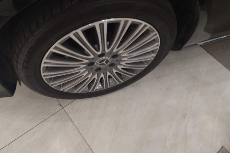 Used Mercedes-Benz E-Class 2020 E 300 L Stylish Model
