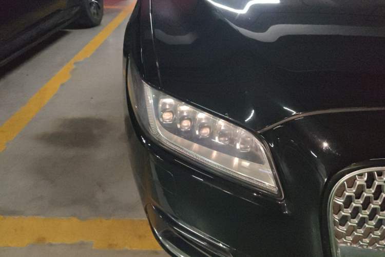 Used Lincoln Continental 2017 2.0T Two-Wheel-Drive Luxury Edition
