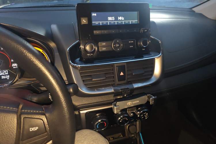 Used Toyota YARiS L Zhi Xuan 2022 X-Trail 1.5L CVT Leading PLUS Edition Audio And AC Panel