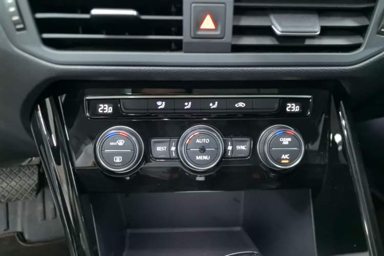 Used Volkswagen Tayron 2019 330TSI Four-Wheel Drive Luxury Version China V Standard
