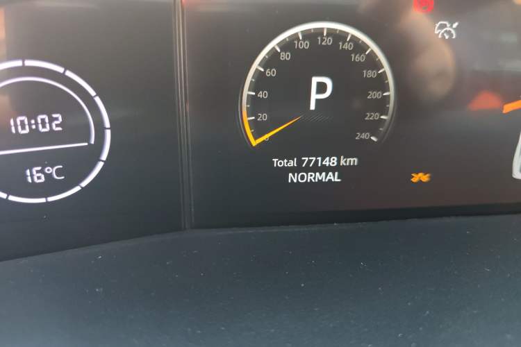Used CHANGAN UNI-V 2022 1.5T Prestige Version Odometer Close Up