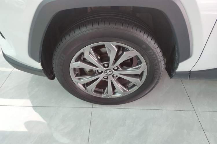 Used Toyota RAV4 2023 2.0L CVT Two-Wheel Drive 20th Anniversary Platinum Edition