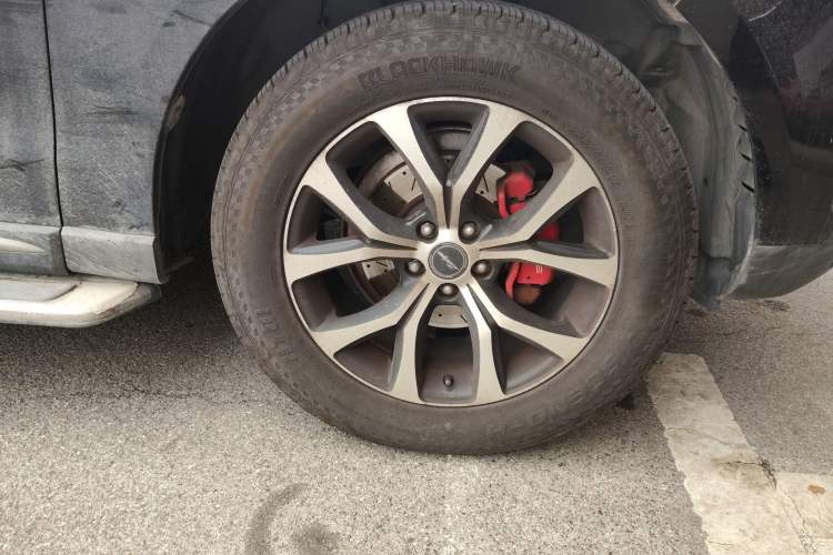 Used Zotye T600 2016 Sport Edition 1.5T Manual Prestige Model Right Front Wheel Hub