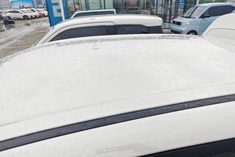 Used Wuling Bingo 2024 203km Light Edition Roof