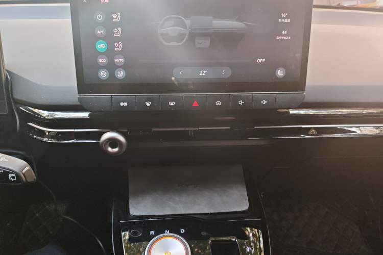 Used MG 4 EV 2023 415 km Range Sea-Faring Champion Edition
