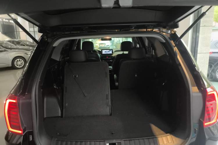 Used Hyundai Santa Fe 2019 380 TGDi GLS Automatic 2WD Luxury Version China VI Standard Trunk