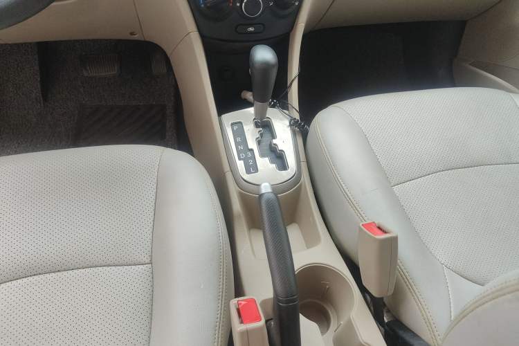 Used Hyundai Verna (older generation) 2014 1.4L Automatic Smart GLS