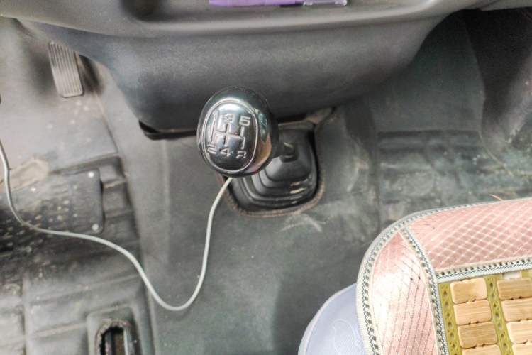 Used Ford Classic Transit 2015 2.8T Diesel Multi-Function Vehicle Short Wheelbase 6-Seater Mid-Roof Edition JX493ZLQ4 Gear Lever