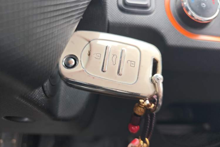 Used Wuling Hongguang MINIEV 2020 Enjoy Edition Lithium-Ion Battery Vehicle Key