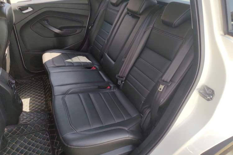 Used Ford Kuga 2018 EcoBoost 180 Two-Wheel-Drive Platinum Edition
