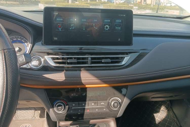 Used CHANGAN Eado DT 2019 1.6L Automatic Smart Enjoyment Model China VI Standard
