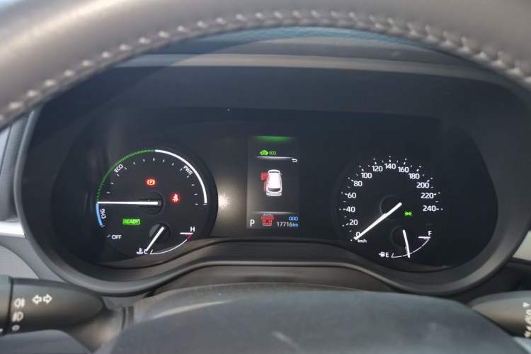 Used Toyota Sienna 2024 2.5L Hybrid Four-Wheel Drive Prestige Edition