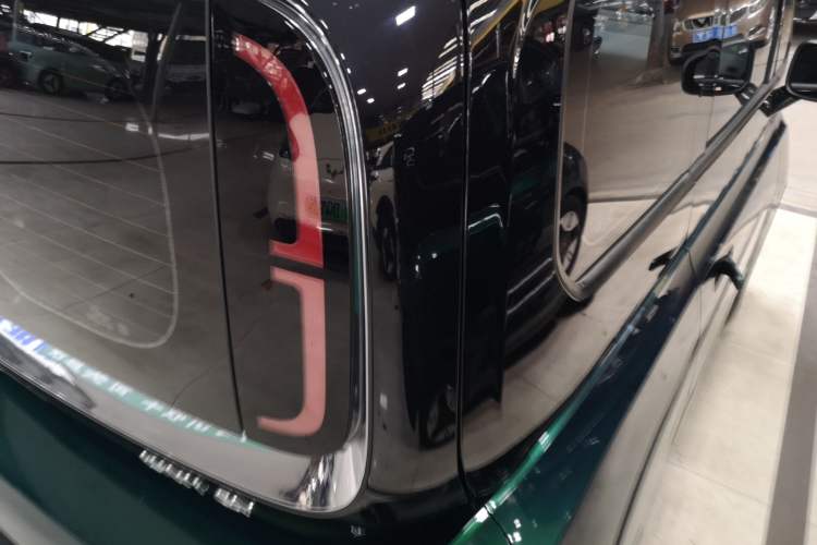 Used Baojun KiWi EV 2023 Smart Luxury Edition Lithium Iron Phosphate Exterior 3