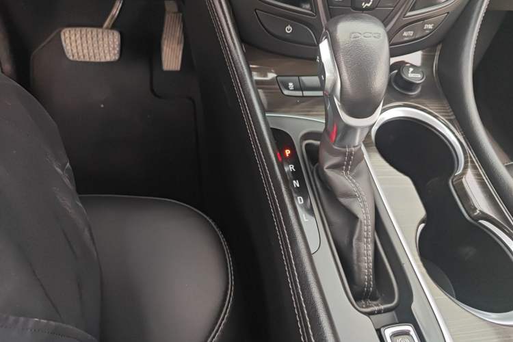 Used Buick Envision 2019 20T Two-Wheel Drive Elite Version China V Standard Gear Lever