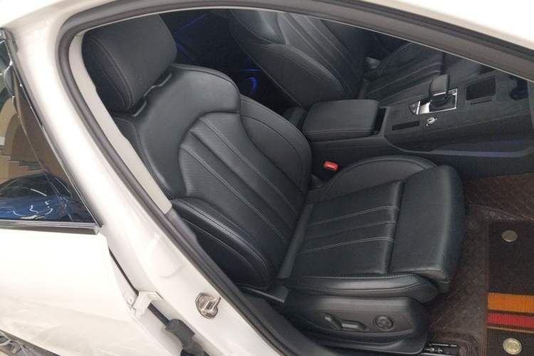 Used Audi A4L 2022 40 TFSI Fashion Dynamic Model