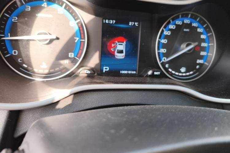 Used Geely Auto Emgrand 2019 Leading Edition 1.5L CVT Luxury Model China VI Standard
