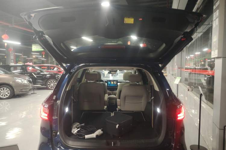 Used BYD Song MAX New Energy 2019 DM 1.5T Smart Connect Zhiyao Model 6 Seats China VI Standard