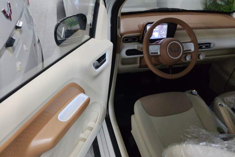 Used Wuling Hongguang MINIEV 2024 3rd Generation 215km Youth Edition