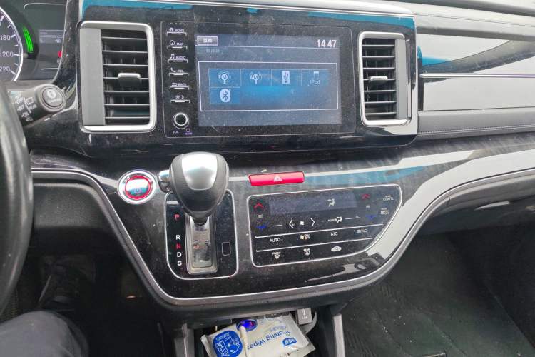 Used Honda Elysion 2019 2.0L Hybrid Supreme Edition
