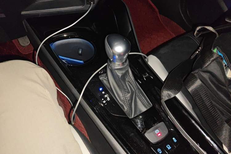 Used Toyota IZOA 2021 2.0L Yichi SPORT