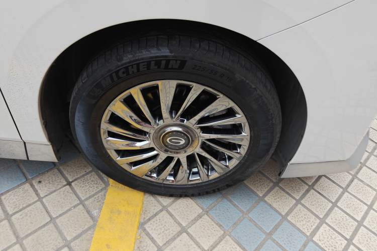 Used GAC Trumpchi M8 2023 Zongshi Series Dual-Motor Flagship Edition
