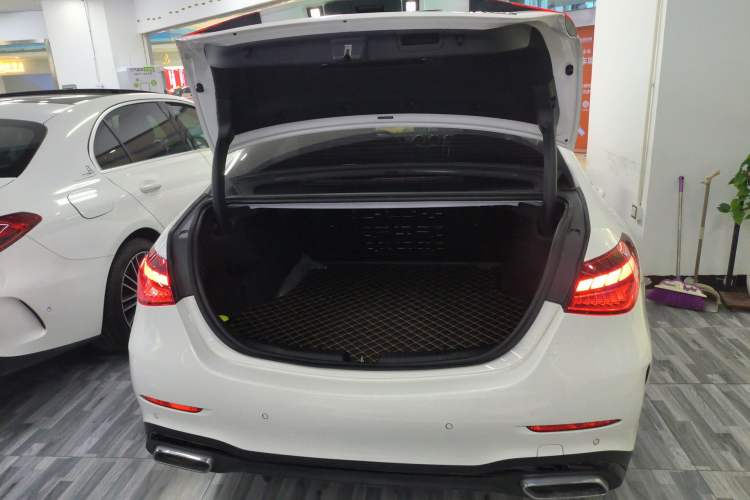 Used Mercedes-Benz C-Class 2025 C 260 L Obsidian Night Sport Edition
