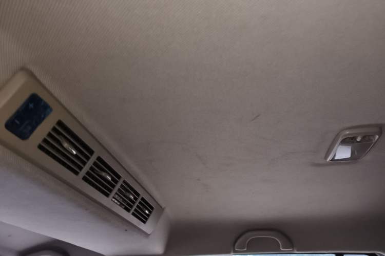 Used Jinbei 750 2016 1.5L Luxury Model