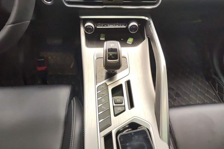 Used Geely Auto Coolray 2019 260T DCT Knight China VI Standard
