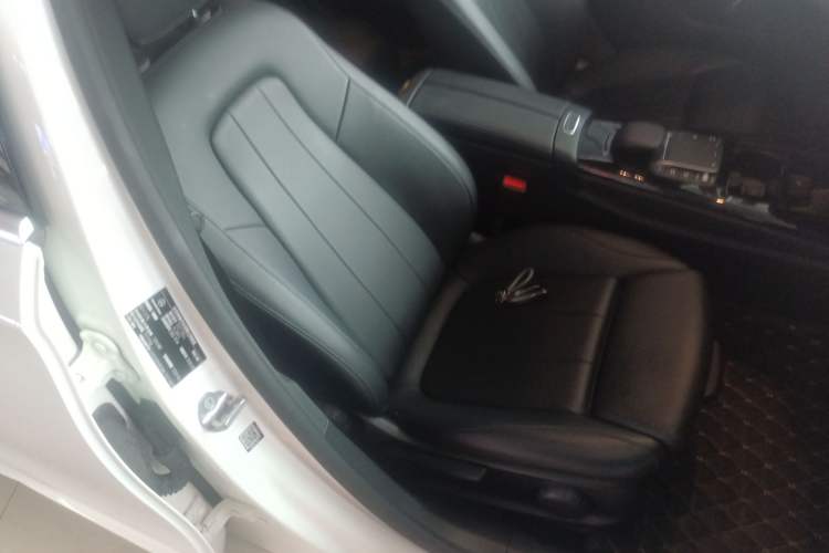 Used Mercedes-Benz A-Class 2020 Restyled A 200 L Sport Sedan Dynamic Version Right Front Seat