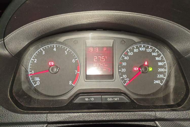 Used Volkswagen Jetta 2015 Value Edition 1.6L Automatic Fashion Version
