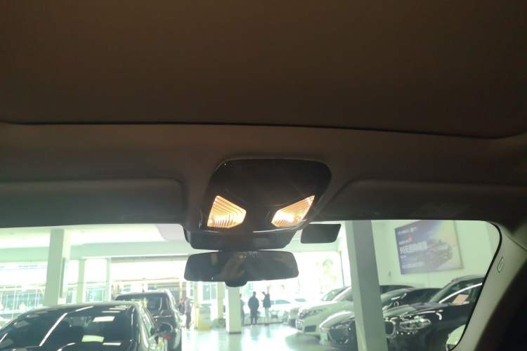 Used BMW X5 2022 xDrive 30Li Luxury M Sport Package