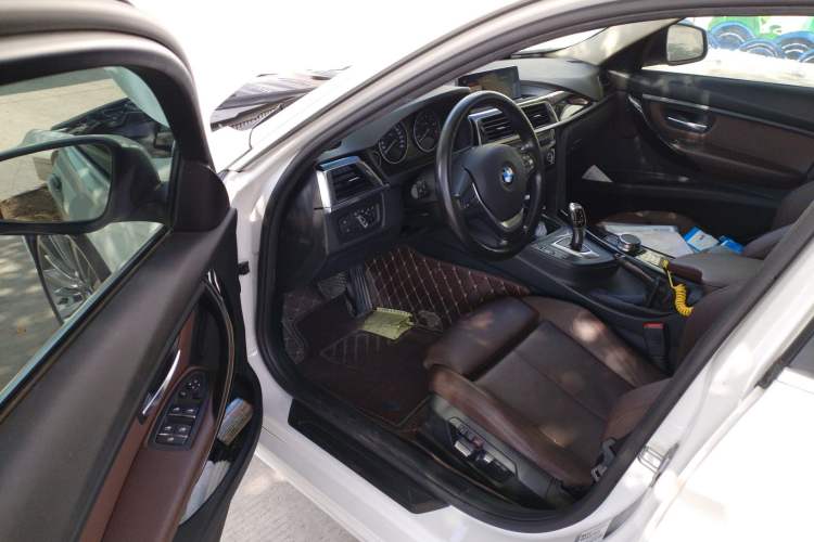 Used BMW 3 Series 2019 320Li Fashion Model
