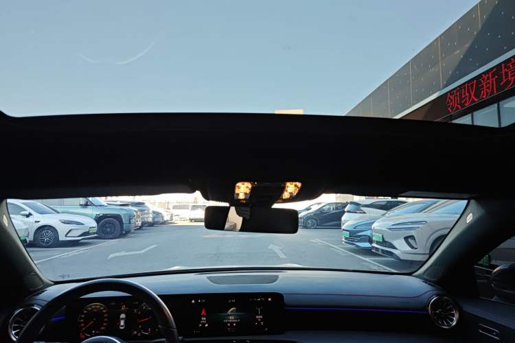 Used Mercedes-Benz CLA 2022-Year Updated CLA 200
