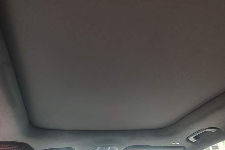 Used Geely Auto Monjaro L 2021 2.0TD High-Power Automatic All-Wheel-Drive Flagship Version Headliner