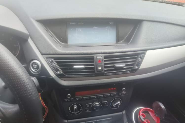 Used BMW X1 2013 sDrive18i Fashion Model
