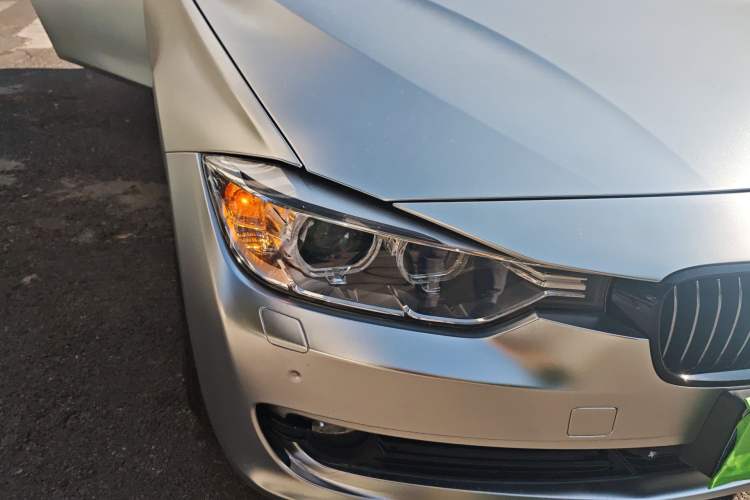 Used BMW 3 Series 2014 320Li Luxury Design Package
