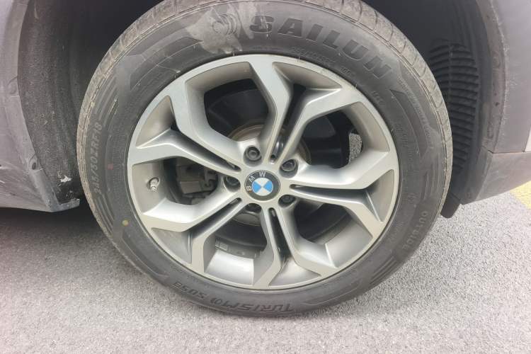 Used BMW X3 2016 xDrive20i M Sport Edition Right Front Wheel Hub