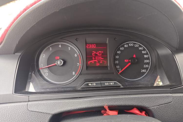 Used Volkswagen Santana 2016 1.6L Manual Fashion Edition