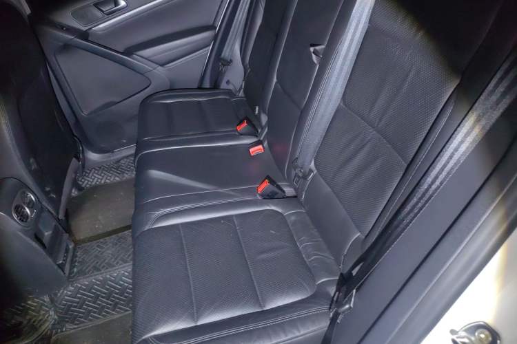 Used Volkswagen Tiguan 2015 1.8TSI Automatic Two-Wheel Drive Luxury Model
