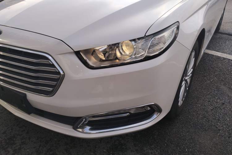 Used Ford Taurus 2017 EcoBoost 245 Fashion Edition