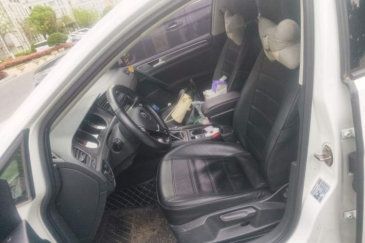 Used Volkswagen Golf 2016 1.6L Automatic Fashion Model
