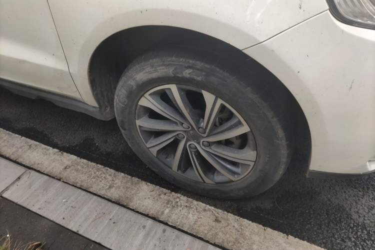 Used Geely Auto Vision X6 2020 1.4T Manual Luxury Model