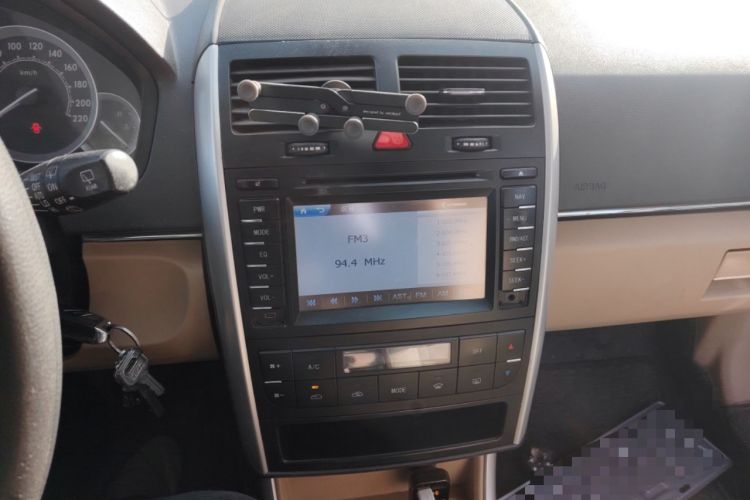 Used BAIC E Series 2013 Sedan 1.5L Manual Leshang Version