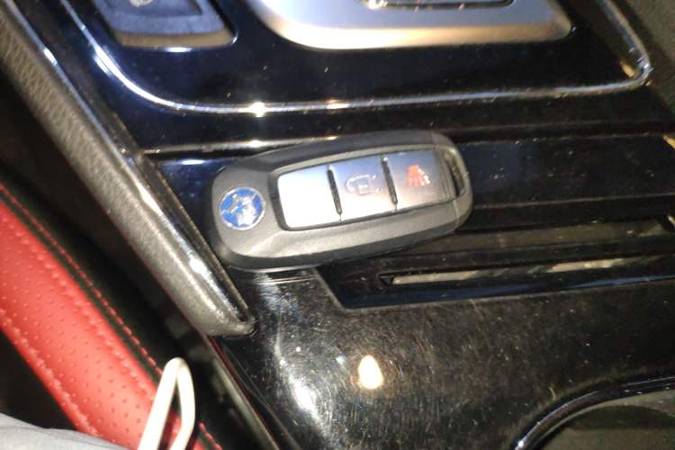 Used Venucia T60 2020 1.6L CVT Smart Drive Version China VI Standard
