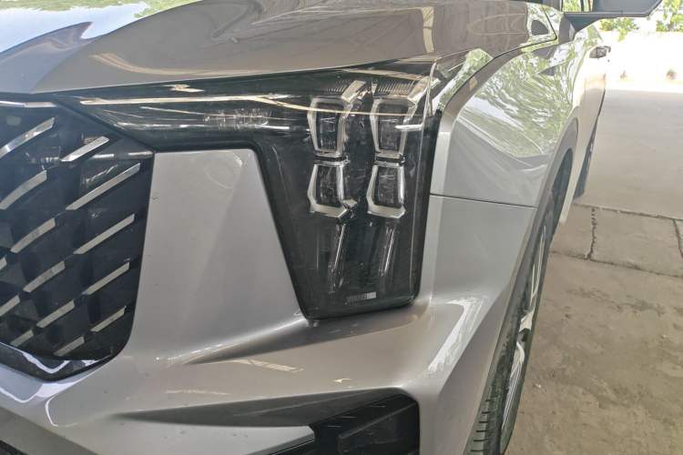 Used GAC Trumpchi GS8 2022 Flagship Series 2.0 TGDI Four-Wheel Drive Luxury Smart Connectivity Version (7 Seats)