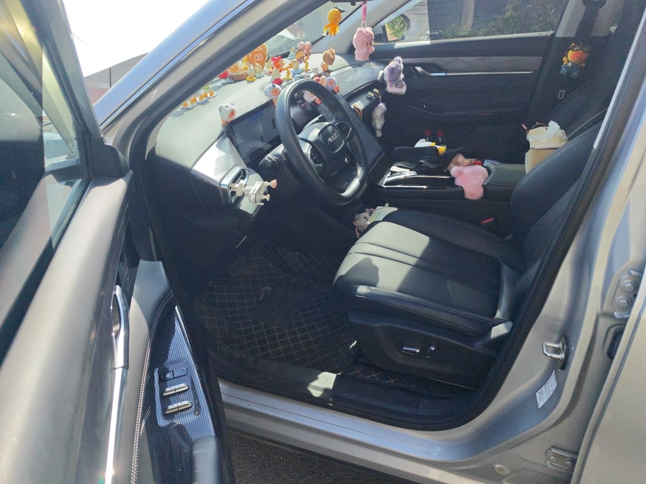 Dongfeng Aeolus Mage 2023 DH-i 1.5T Luxury Edition — снимка 19