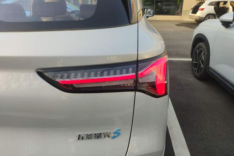 Used Wuling Xingguang S 2024 510 km Flagship Version